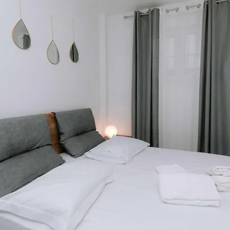 Suzana's Urban Apartment *