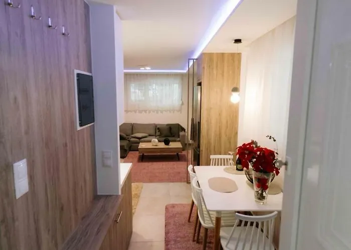 Suzana's Urban سالونيك